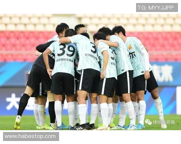 杭州羽毛球队强势领跑世锦赛积分榜以79分领先群雄